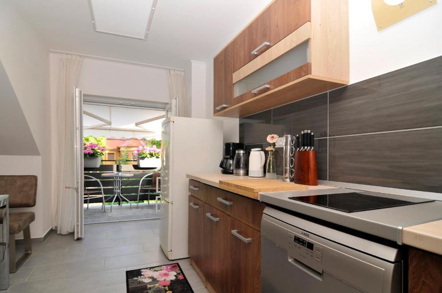 Silver Beach Apartments Шиофок Экстерьер фото