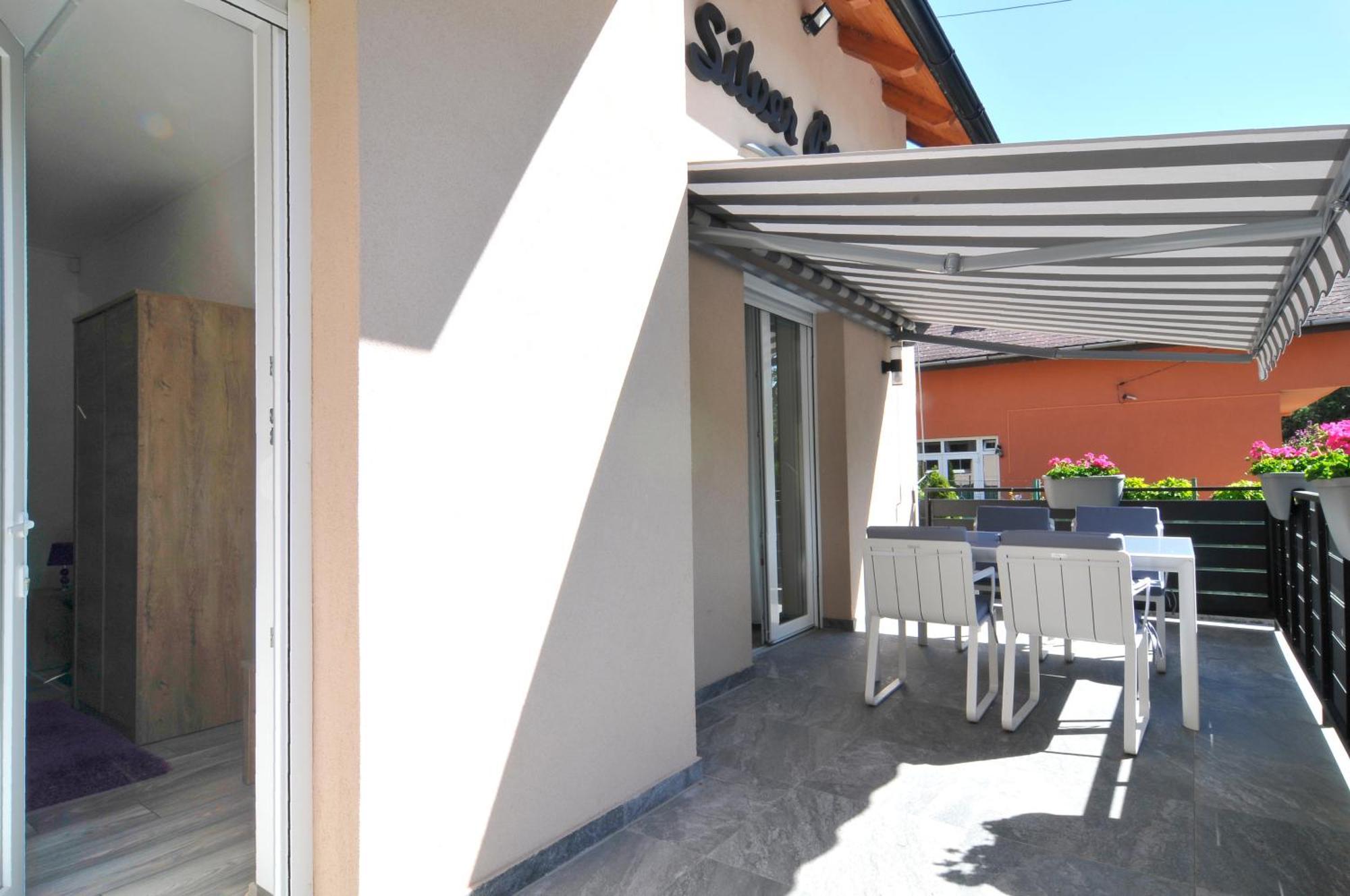Silver Beach Apartments Шиофок Экстерьер фото
