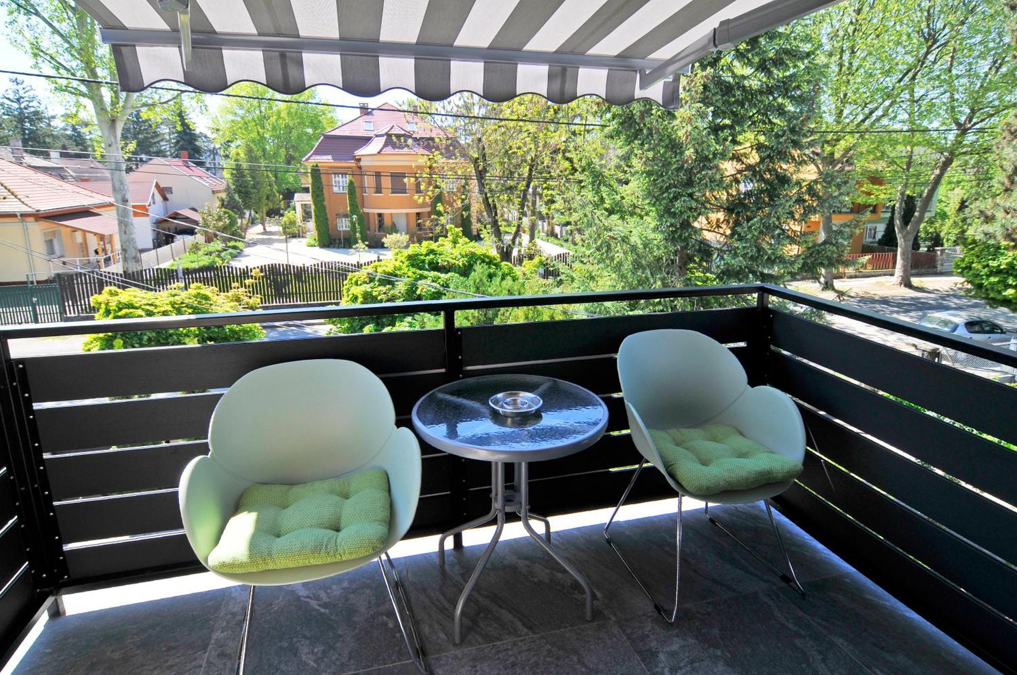 Silver Beach Apartments Шиофок Экстерьер фото